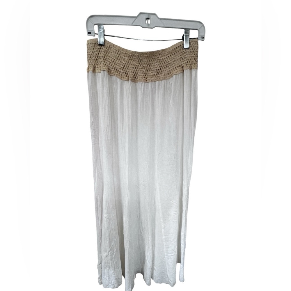 Venus White Maxi Skirt - Picture 3 of 3